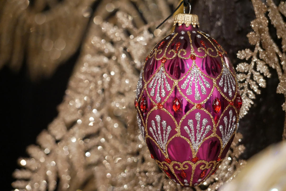 CHRISTBAUMSCHMUCK Ei im Strassdesign Violett 10cm (Glas / 1 Stk.) - Violett, Glas (6/10/6cm) - Krebs Glas Lauscha