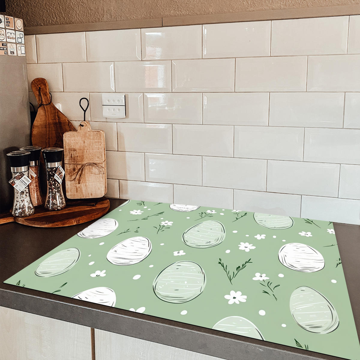 HERDABDECKPLATTE Grün - Eier - Muster Induktionsmatte 77x59 cm - Waldgrün, Kunststoff (77/59/0.2cm) - MuchoWow