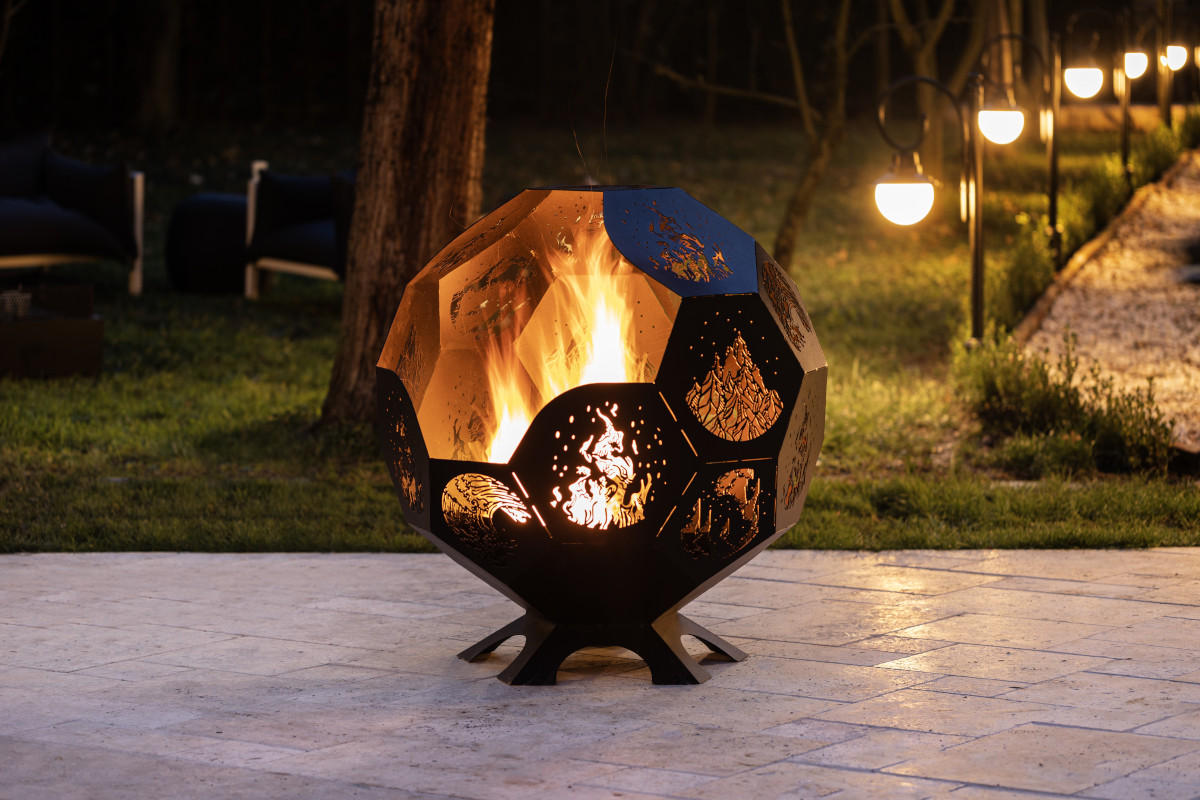 FEUERSTELLE LUNA Schwarz 100 x 100 x 110 cm 75 kg pulverbeschichtet - Schwarz, Metall (100/110/100cm) - The Favilla