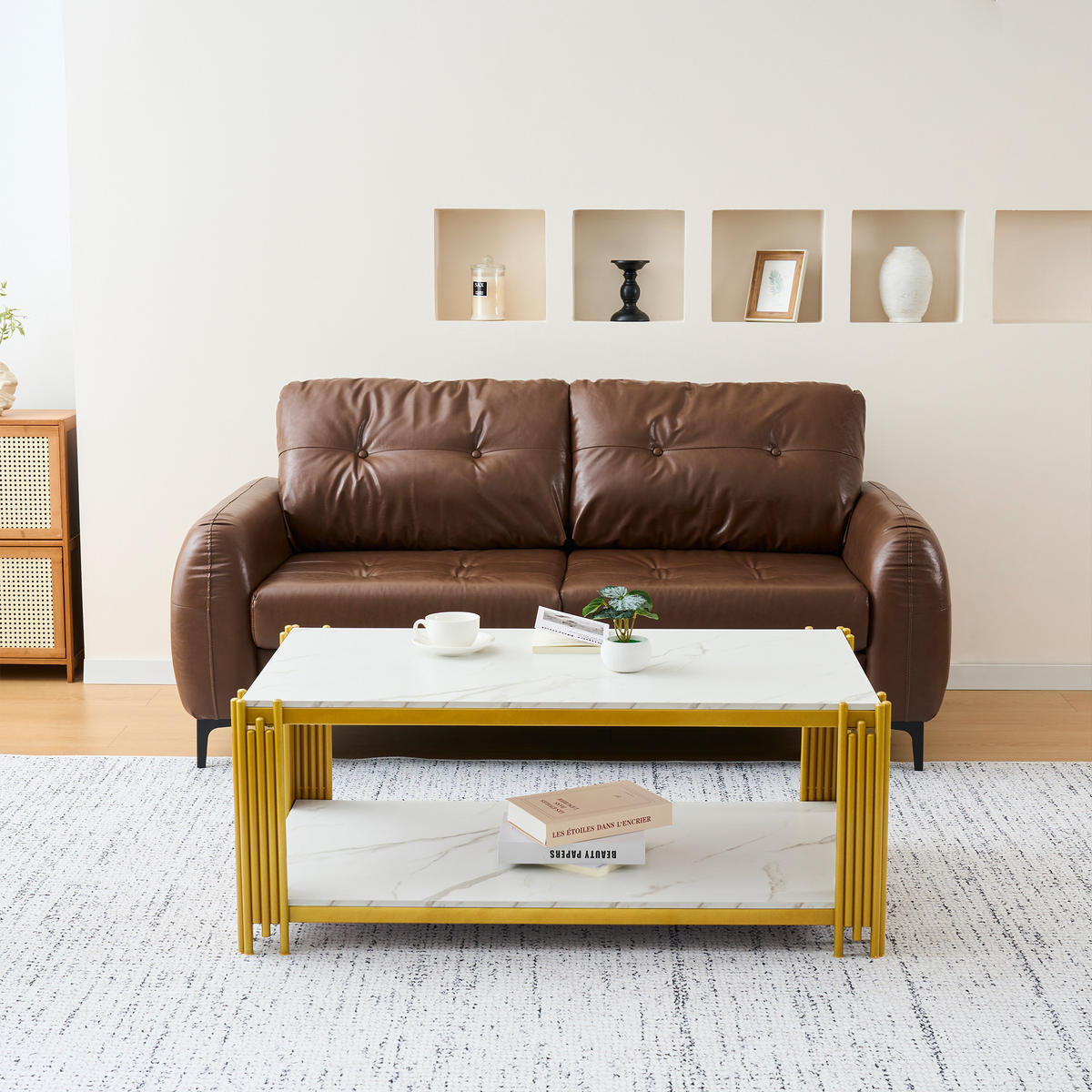 COUCHTISCH in Weiß-Gold Wohnzimmertisch mit Metallbeinen für Wohnzimmer, B140/T64/H46cm - Goldfarben/Weiß, Holzwerkstoff/Metall (64/114/46cm) - STILVORA