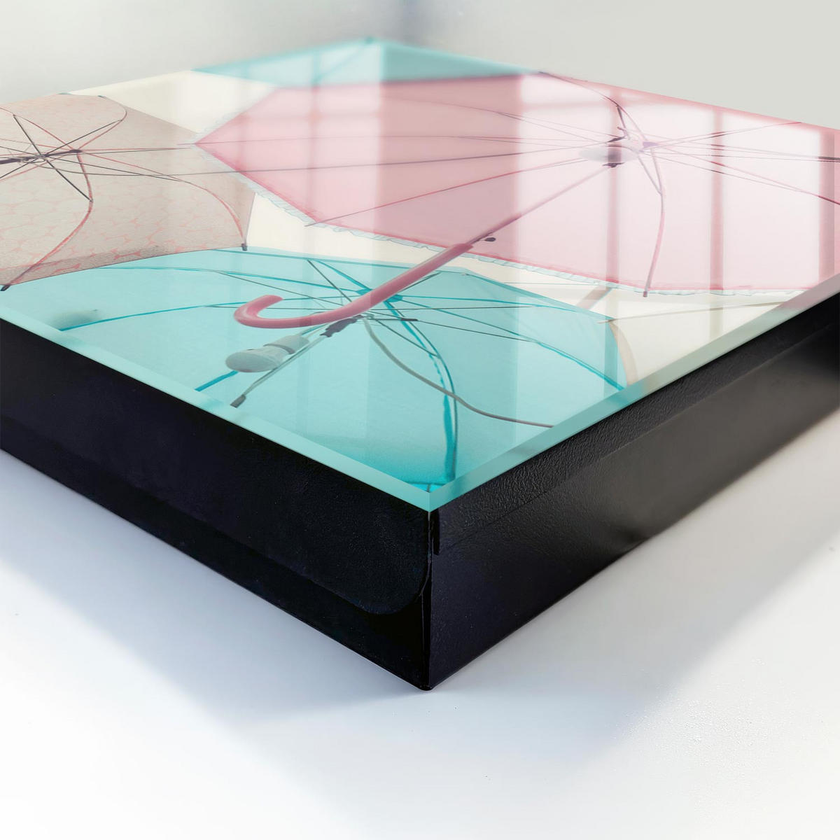 SCHLÜSSELBOX Schwarz 30x30 cm- Türöffnung nach rechts - Pastellfarbene Regenschirme - Pink, Metall (30/30/5cm) - TULUP