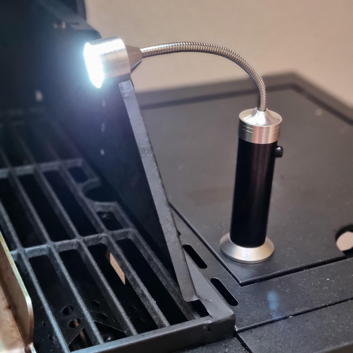 GRILLLEUCHTE Magnetisch LED Aufbewahrungsbox (2.tlg-Set) - Silberfarben, Metall (3.8/3.8/25cm)