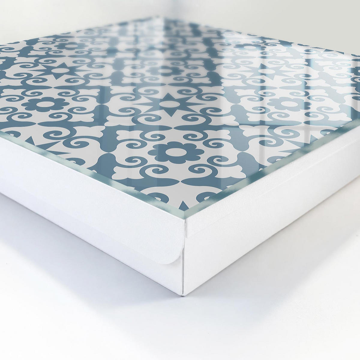 SCHLÜSSELBOX Weiß 30x30 cm – Türöffnung nach rechts - Geometrische Eleganz - Grau, Metall (30/30/5cm) - TULUP