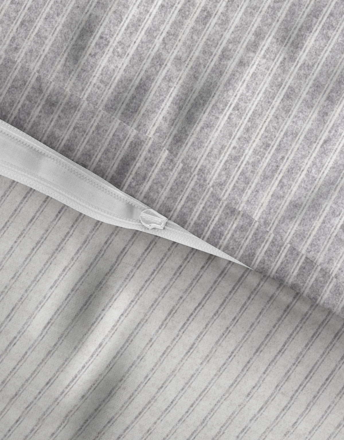 BETTWÄSCHE-GARNITUR Premium Melange Webstreifen sturmgrau, 155x200 cm + 80x80 cm - Grau, Textil (155/200cm) - biberna