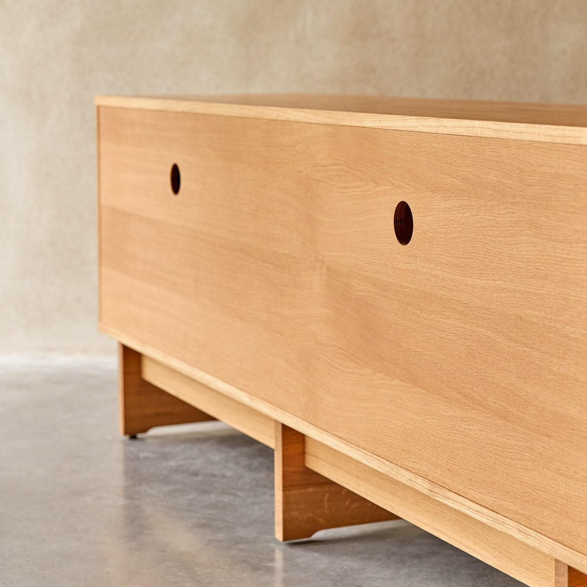 TV-SCHRANK Miu Natur aus Eiche - Naturfarben, Holz (200/70/48cm) - Tikamoon