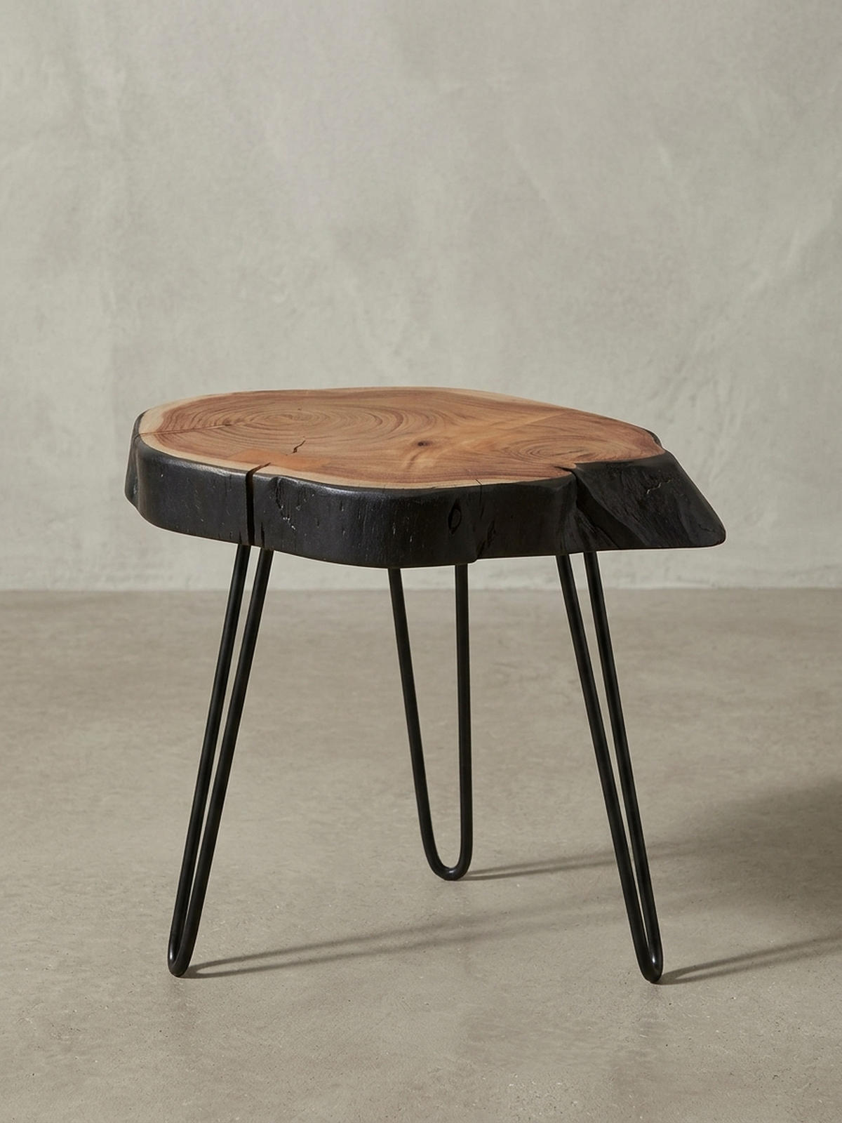 BEISTELLTISCH – Massivholz Natur Baumkante handgefertigt Industrial - Beige/Schwarz, Holz/Metall (32/40/40cm) - KADIMA DESIGN