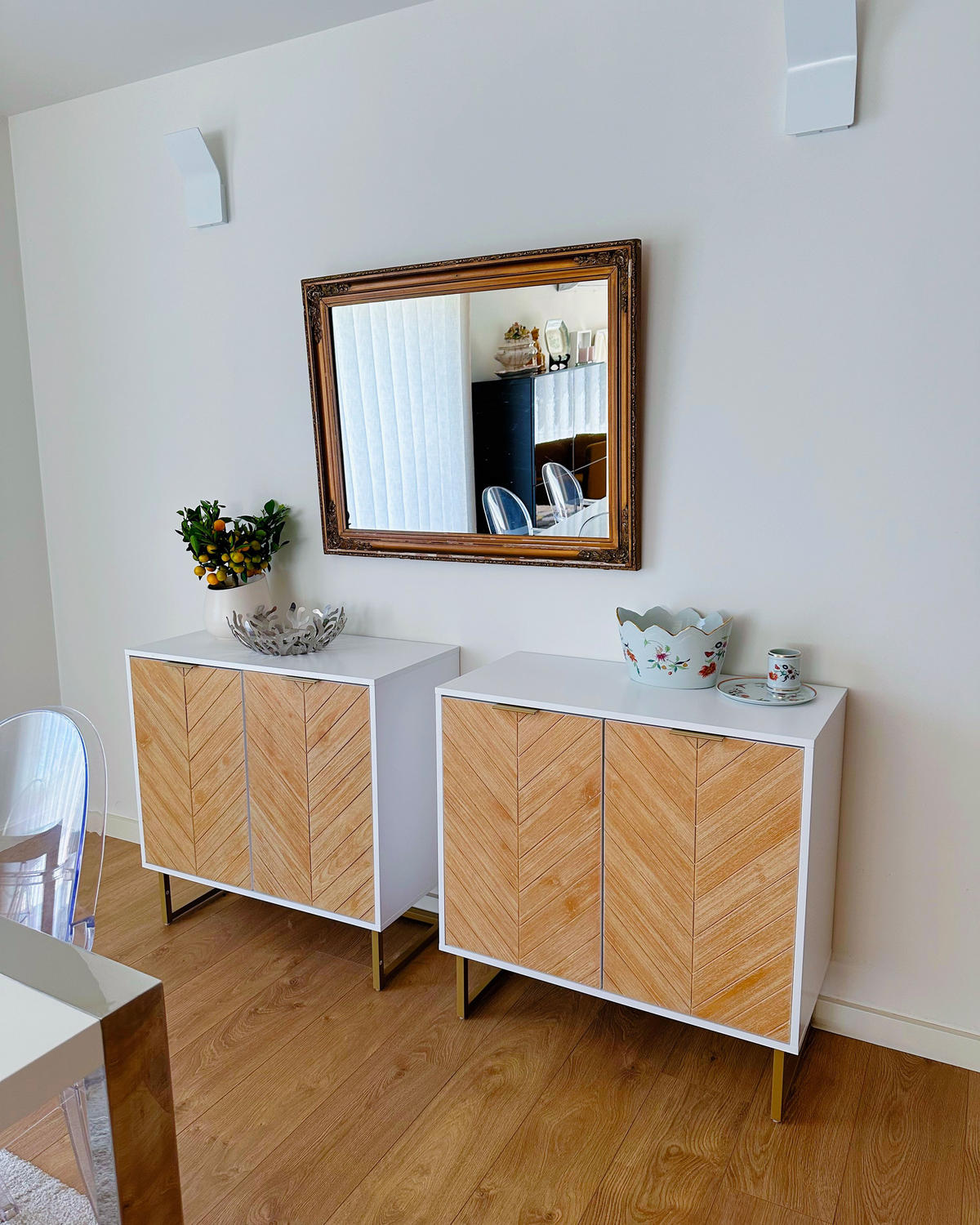 SIDEBOARD Bílý Alaska - bílá/zlatá, kompozitní dřevo (80/80/40cm) - Beliani