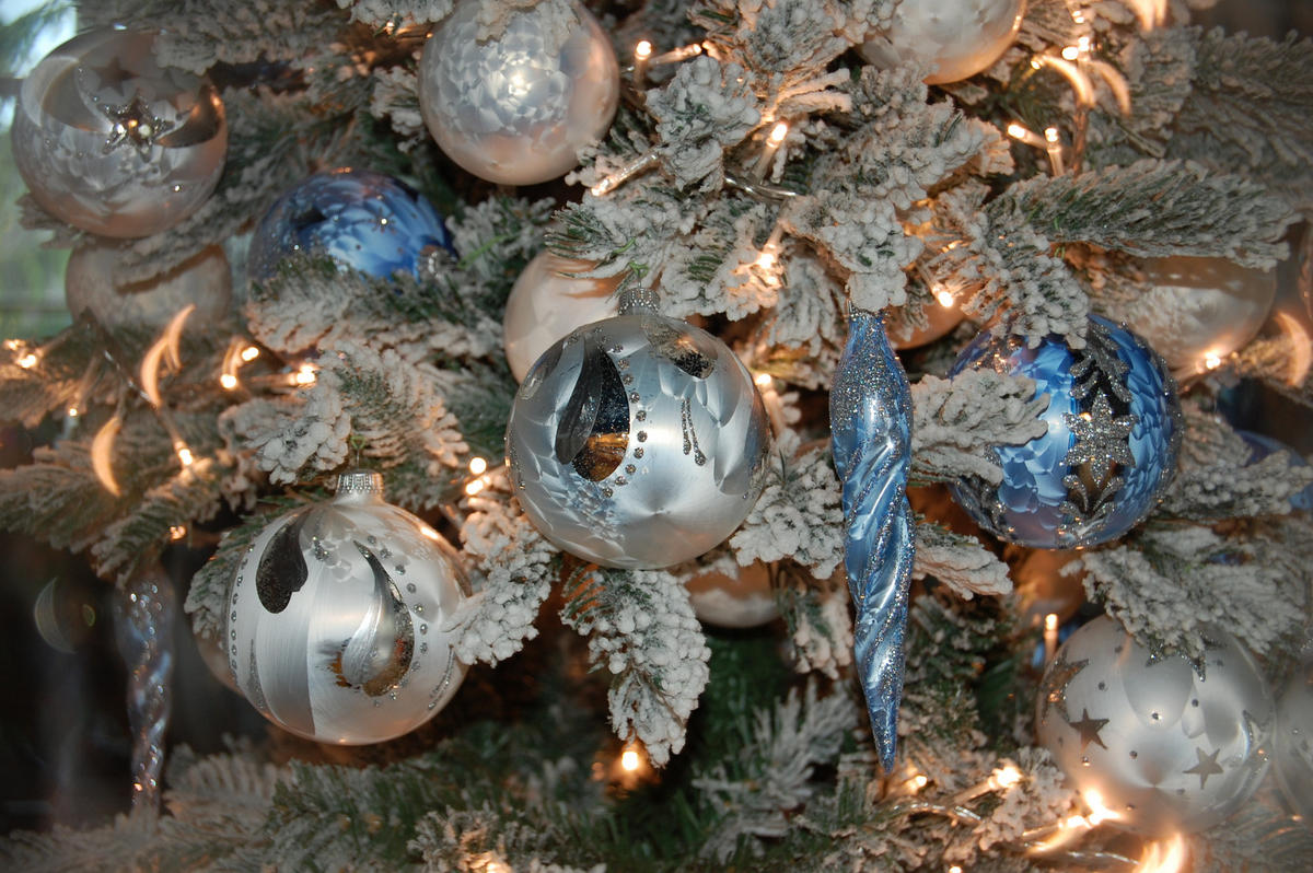CHRISTBAUMKUGELN Set Winterzauber Silberfarbig 8cm (Glas / 9 Stk.) - Silberfarben, Glas (8/8/8cm) - Krebs Glas Lauscha