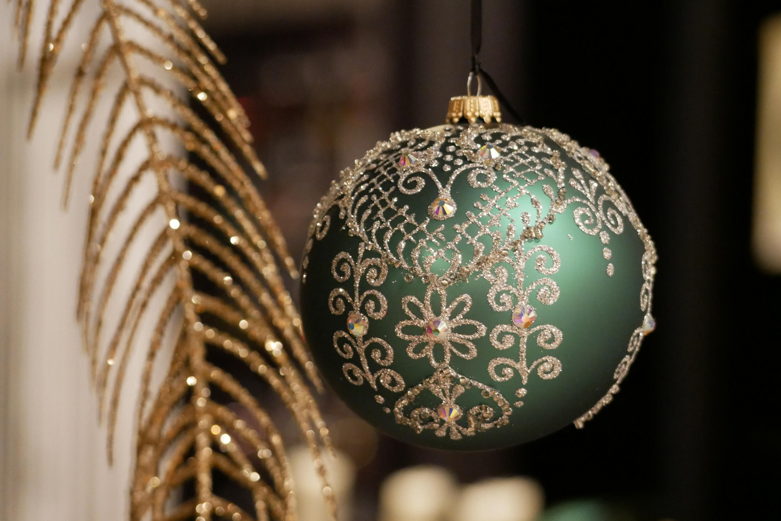 CHRISTBAUMKUGEL Gloria Strassdesign Grün 10cm (Glas / 1 Stk.) - Grün, Glas (10/10/10cm) - Krebs Glas Lauscha