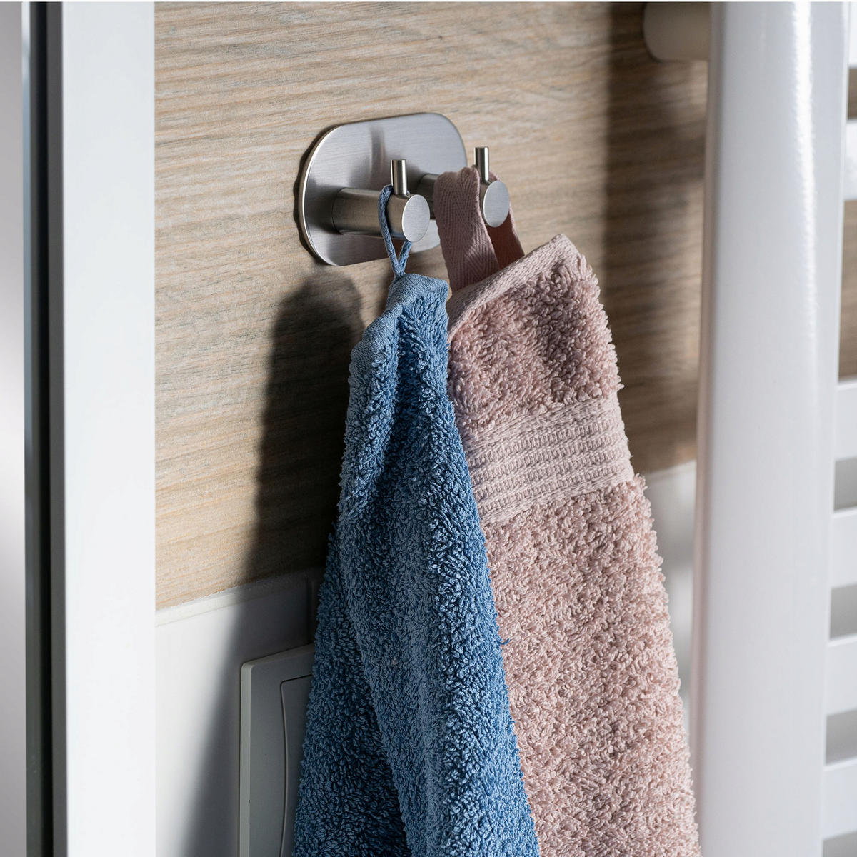 AUFHÄNGER Doppel-Badezimmer silber - Silberfarben, Metall (10/5cm) - KADAX