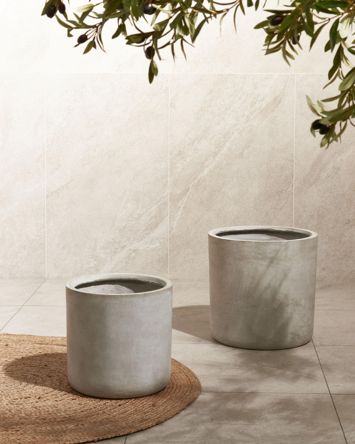 BLUMENTOPF Grau Messene - Grau, Naturmaterialien (33cm) - Beliani