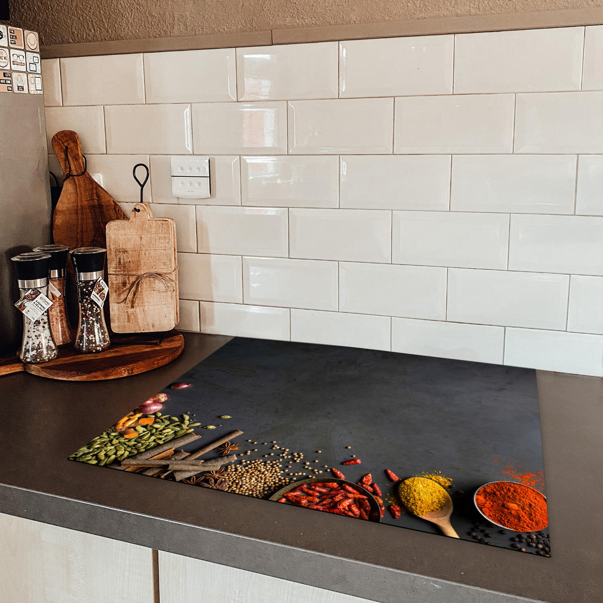 HERDABDECKPLATTE Kräuter - Lebensmittel - Gewürze - Schwarz - Paprika - Zimt Herdabdeckung Induktionsfeld 65x52 cm - Currygelb, Kunststoff (65/52/0.2cm) - MuchoWow