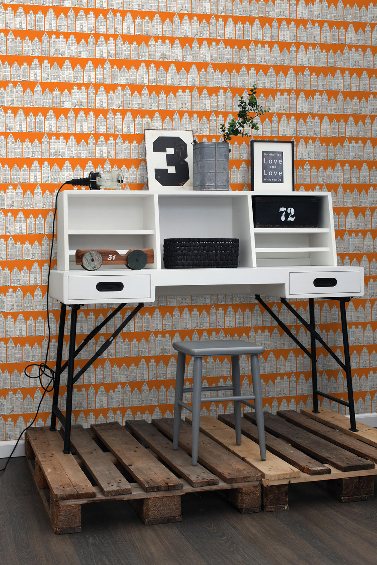 TAPETE Amsterdamer Grachtenhäuser 53 cm x 10.05 m - Orange, Papier (53/0.1cm) - ESTAhome