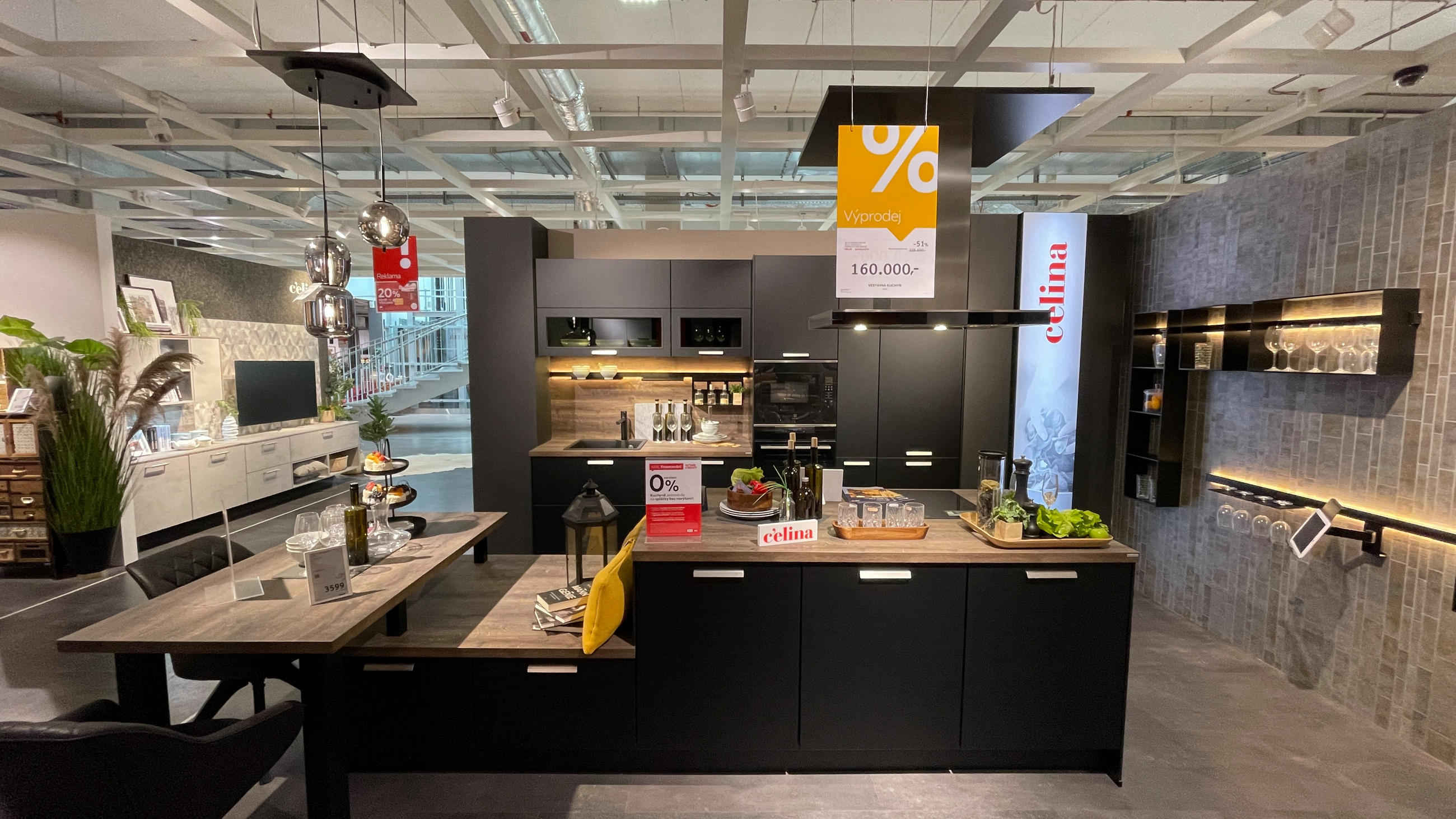 Vestavěná kuchyň - Celina
