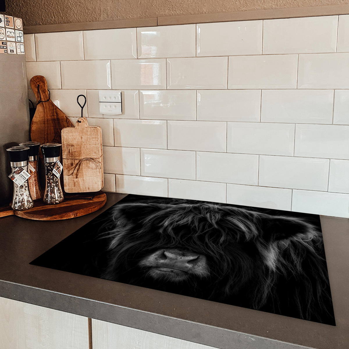 HERDABDECKPLATTE Schottischer Highlander - Kuh - Schwarz - Weiß - Tiere Herdabdeckung Induktionsfeld 70x52 cm - Schwarz, Kunststoff (70/52/0.2cm) - MuchoWow