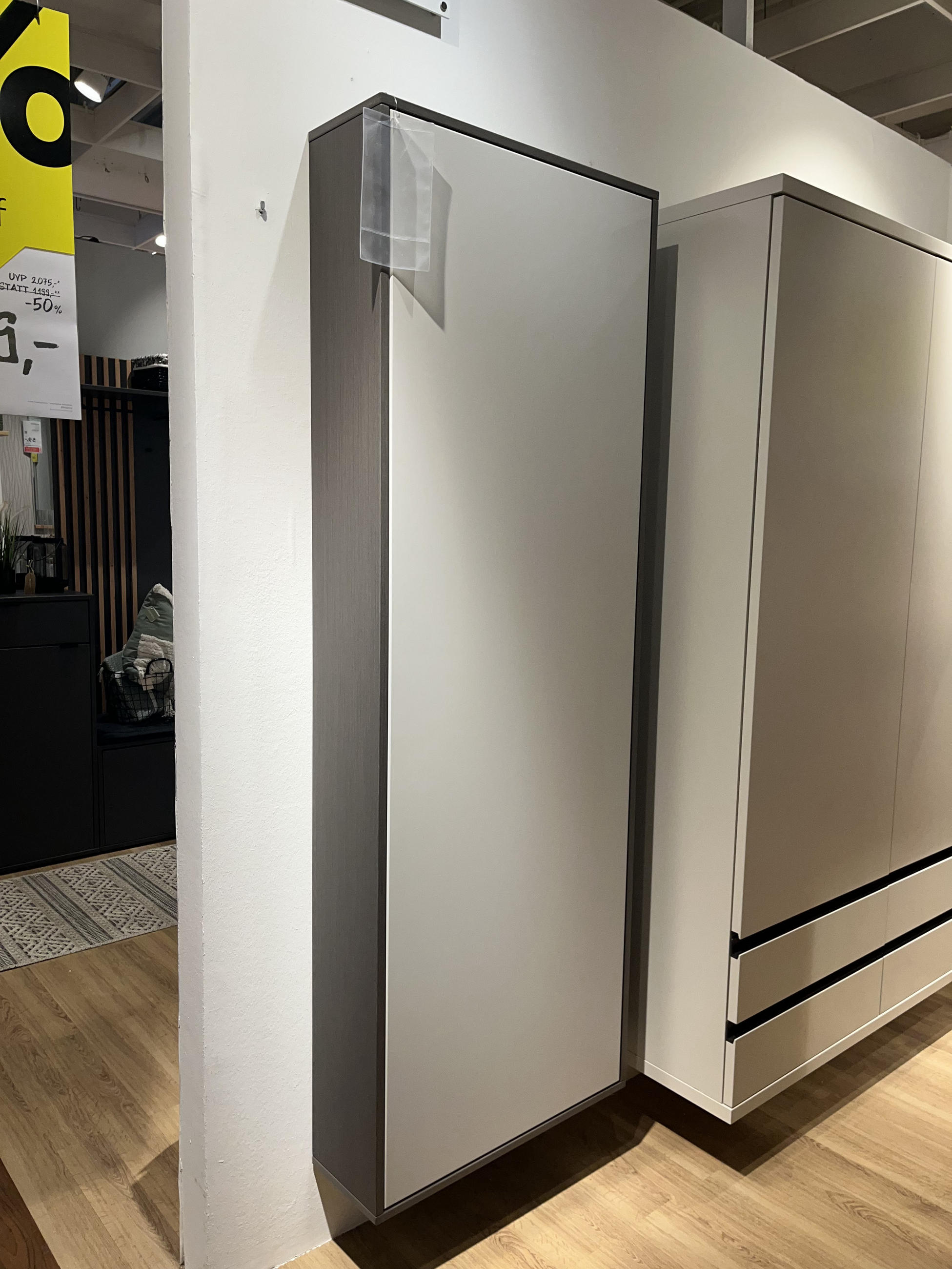 HÄNGESCHRANK INNOVA - Invivus