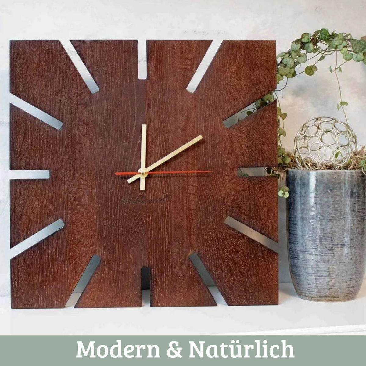 WANDUHR groß Holz SUN HANDGEFERTIGT 29x29 cm Eiche Massiv Geräuschlos - Braun, Holz (29/29/2cm) - DELUKE