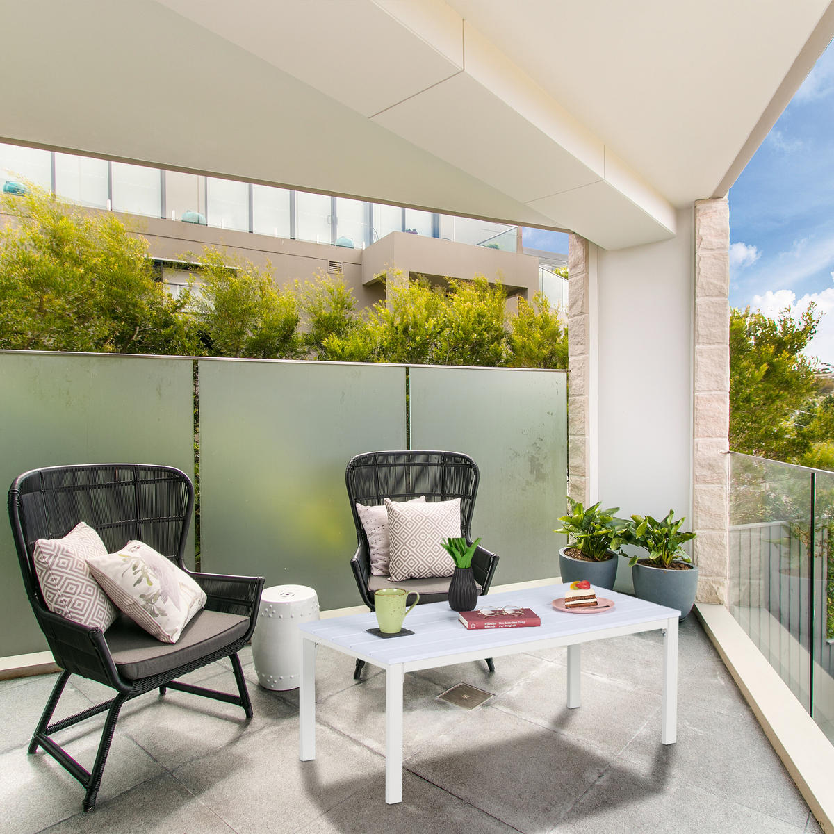 GARTENTISCH - Weiß, Kunststoff/Metall (48/98/39cm) - Relaxdays