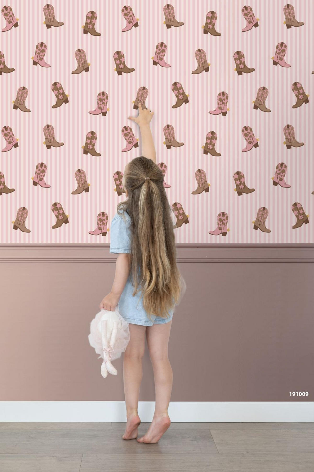 TAPETE Cowboystiefeln 50 x 900 cm - Pink, Papier (50/0.1cm) - ESTAhome
