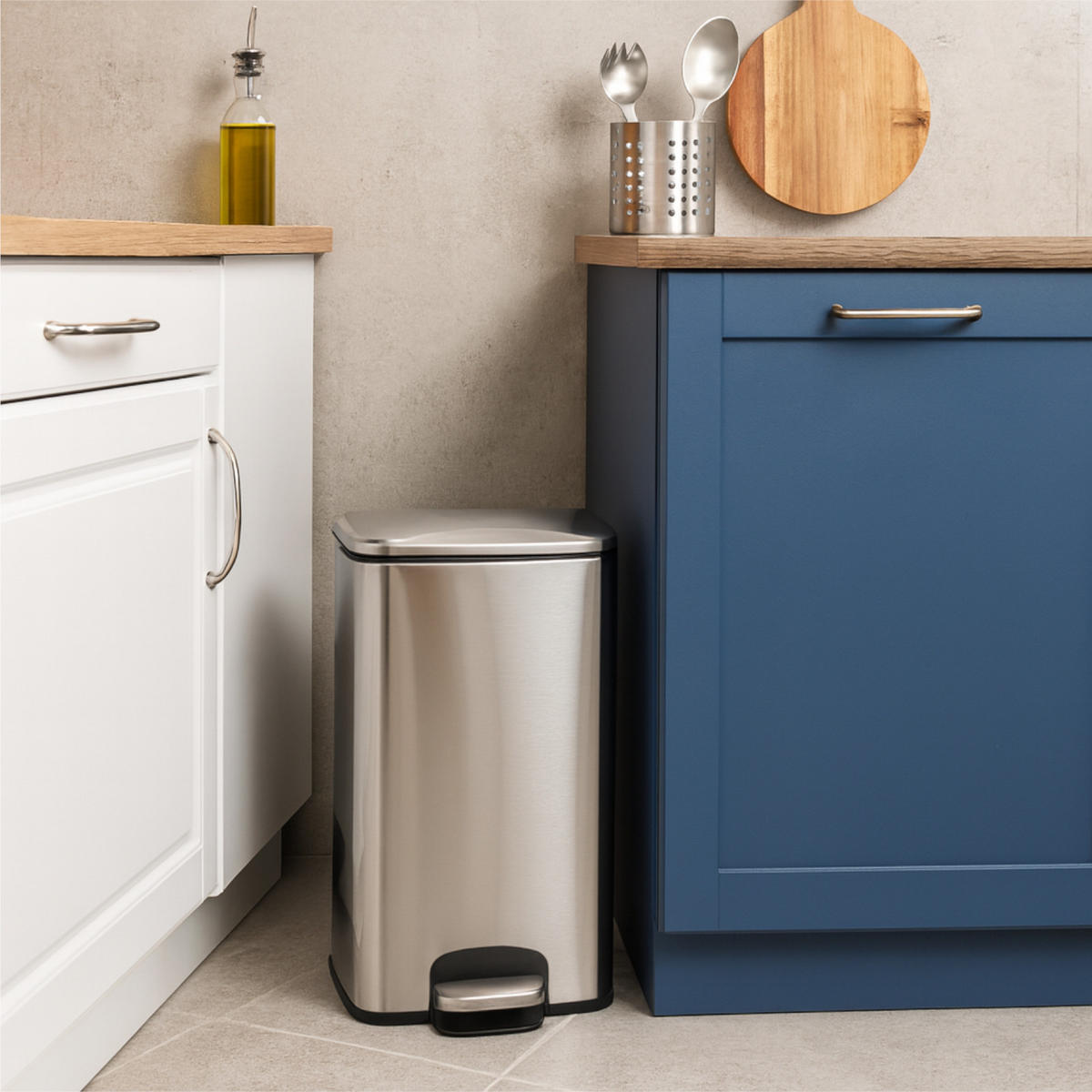 ABFALLEIMER Edelstahl, 35L, 1-Kammer, mit Fußpedal - Silberfarben/Schwarz, Metall (34/61/24cm) - Begryf