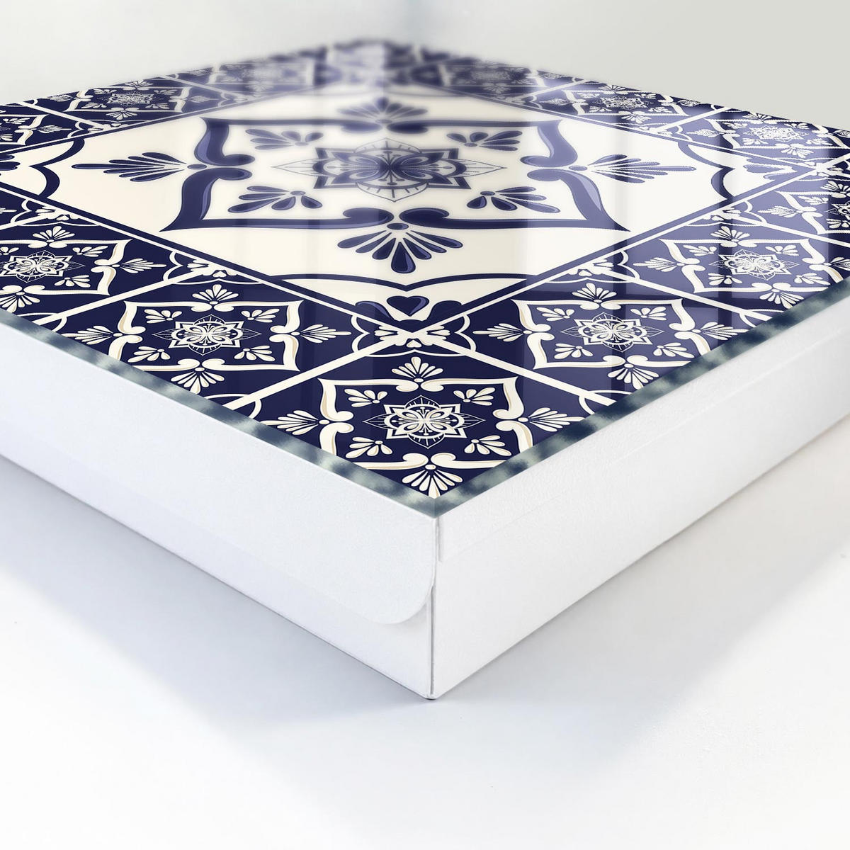 SCHLÜSSELBOX Weiß 30x30 cm – Türöffnung nach rechts - Klassische Eleganz - Dunkelblau, Metall (30/30/5cm) - TULUP