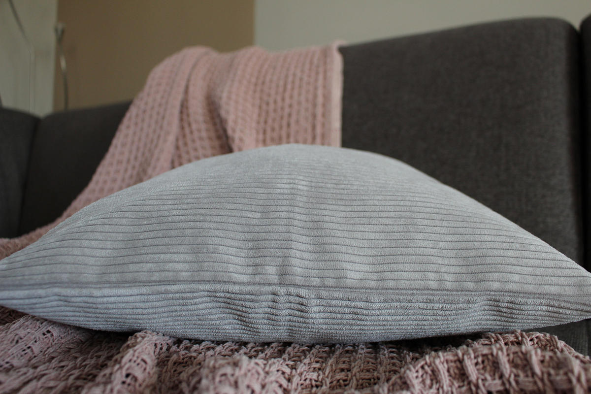 KISSENHÜLLE Inga Cord Look grau - Grau, Textil (40/40cm) - Magma Heimtexx