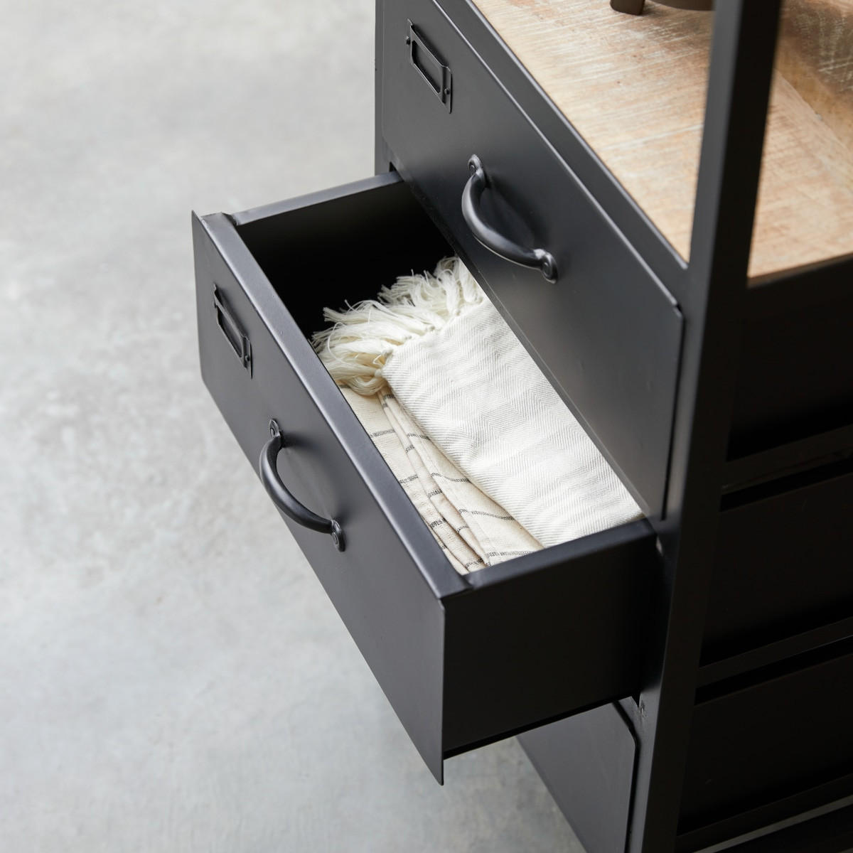 HOCHSCHRANK Industriel Schwarz aus Metall - Schwarz, Metall (43/167/40cm) - Tikamoon