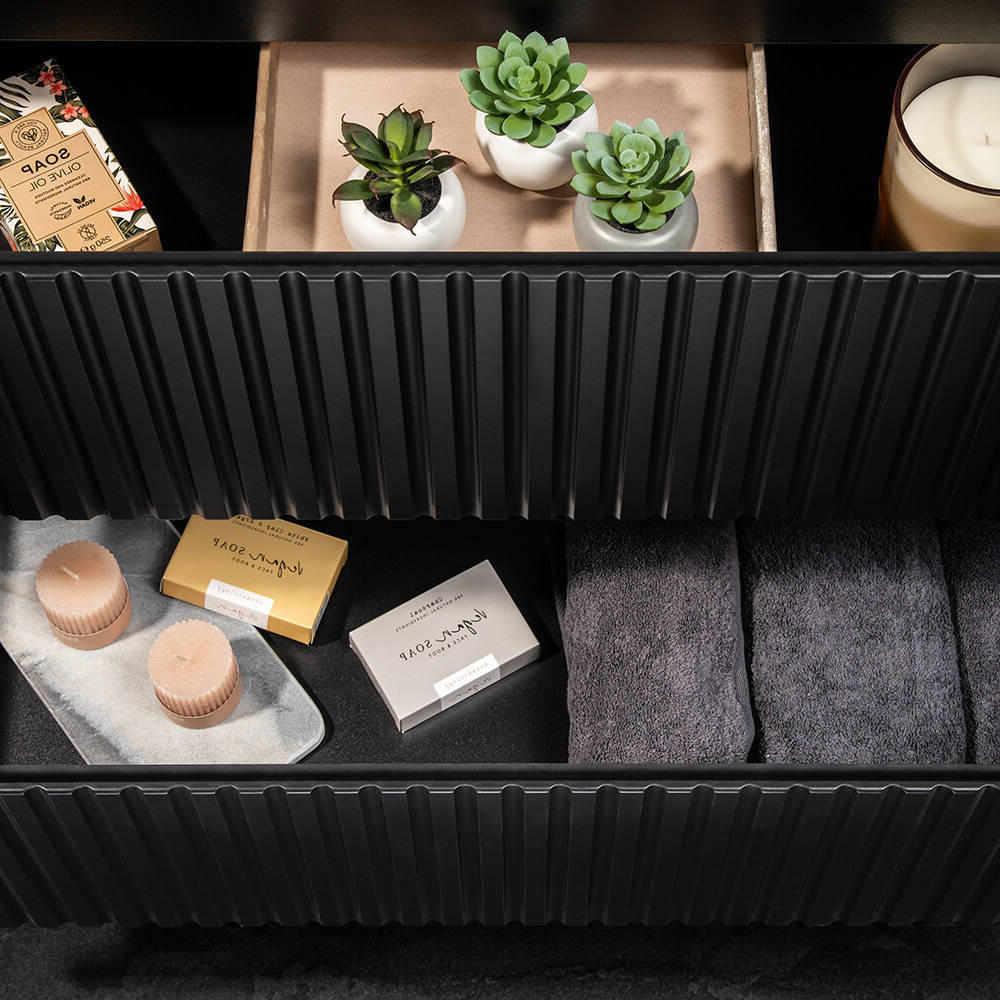 WASCHTISCHUNTERSCHRANK Skelbolu - Schwarz, Holzwerkstoff/Metall (121/60/40cm) - [en.casa]