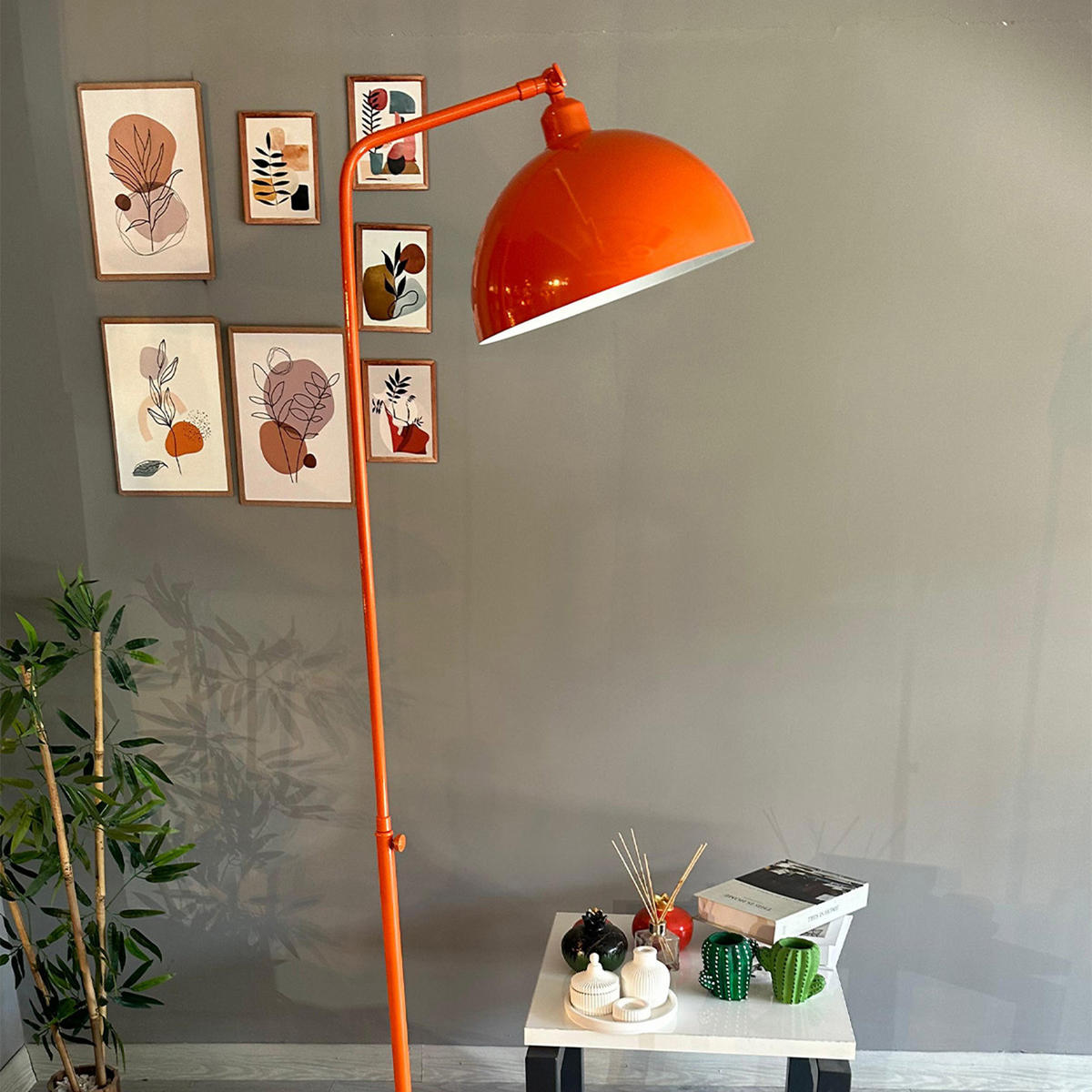 STEHLAMPE Norek aus Metall mit E27, verstellbarer Lampenschirm - Orange, Metall (37/37/169cm) - Bamyum