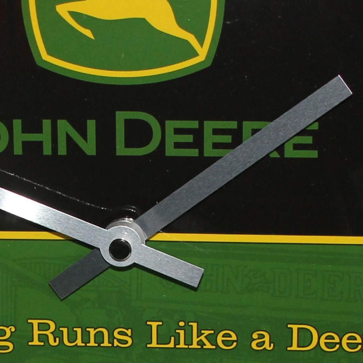 WANDUHR 31 cm John Deere Logo Black and Green - Dunkelgrün/Schwarz, Metall (31/31/5cm) - Nostalgic-Art