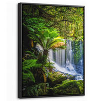 LEINWAND Bilder mit Rahmen - Dschungel - Wasserfall - Australien - Pflanzen - Natur - 30x40 - Dunkelgrün, Textil (30/40cm) - MuchoWow
