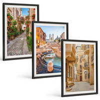 BILDER SET 3er Set - 40x60 cm Schwarzer Rahmen - Die bezaubernden Straßen des Brunnens - Schwarz, Kunststoff (40/60cm) - TULUP