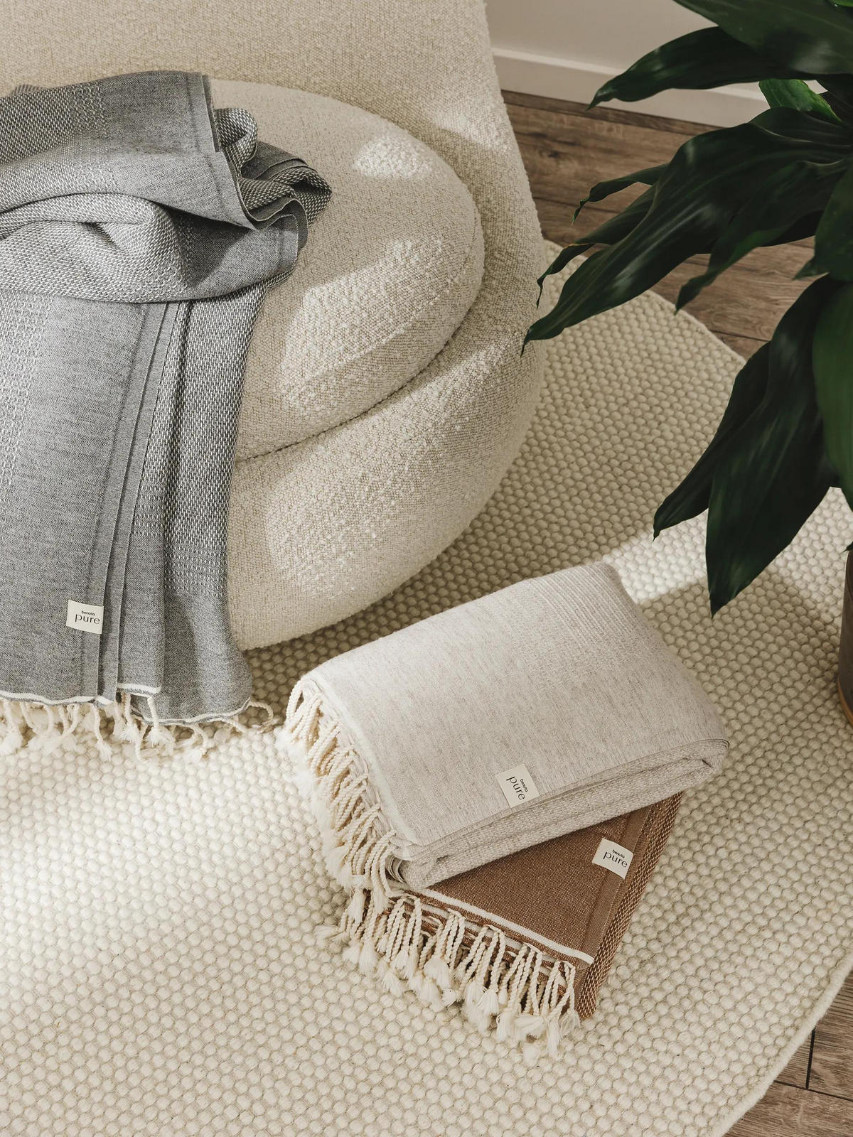 DECKE Olivia Beige 140x200 cm - Beige, Textil (140/200cm) - benuta Pure
