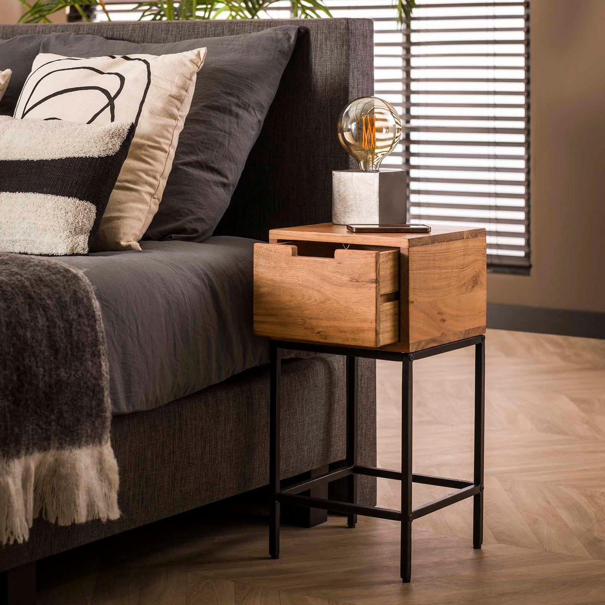 NACHTTISCH Flach Braun 30/44/60 cm - Braun, Holz (44/60/30cm) - Hoyz Collection
