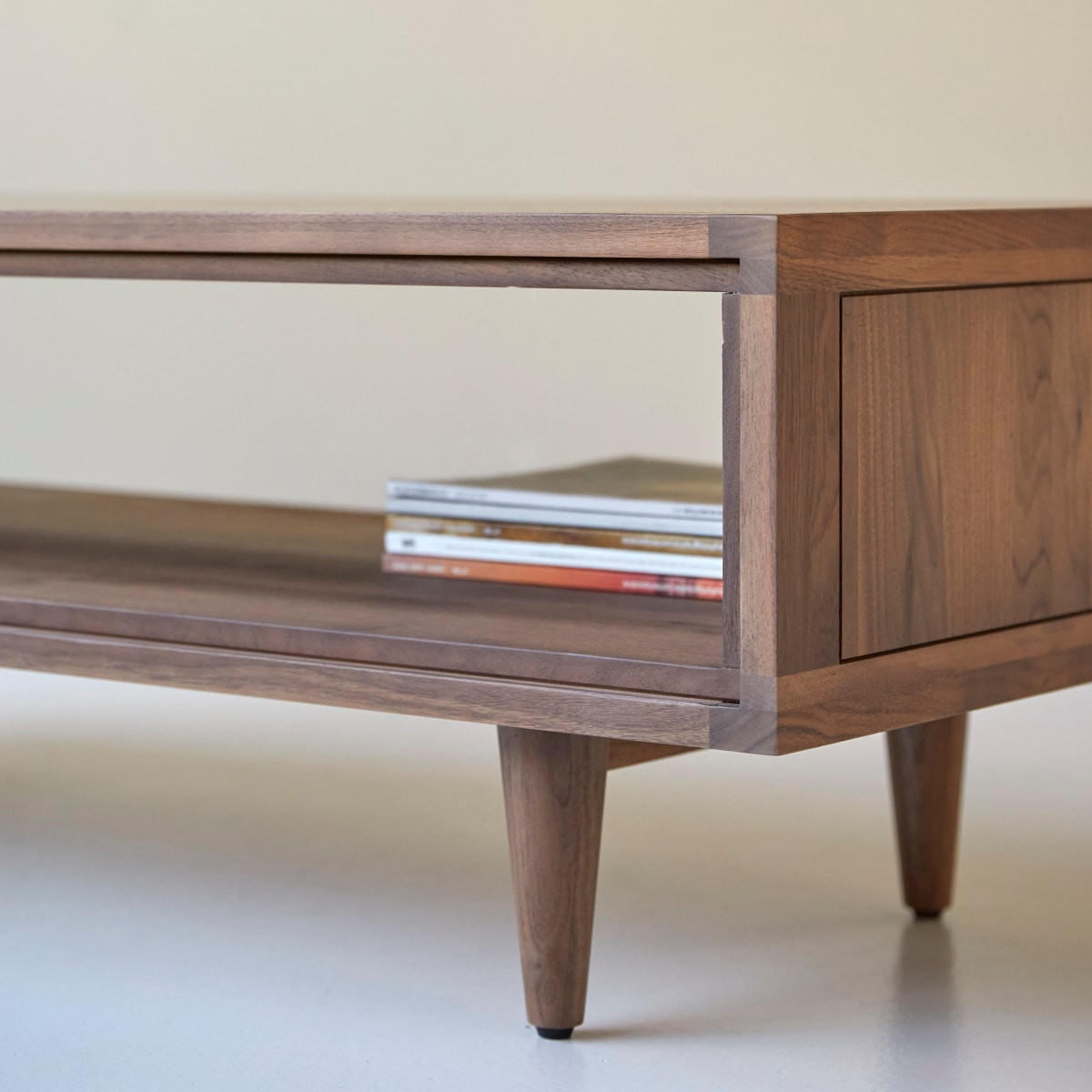 COUCHTISCH Jonàk Dunkelbraun aus Walnuss - Dunkelbraun, Holz (50/120/38cm) - Tikamoon