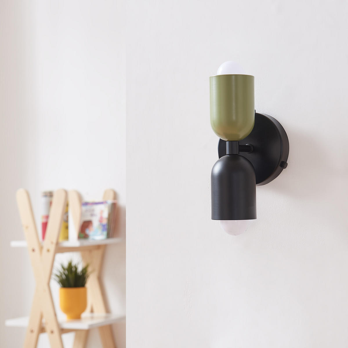 NÁSTĚNNÁ SVÍTIDLA Trorlos - černá/zelená barva, kov (12/22/12cm) - lux.pro