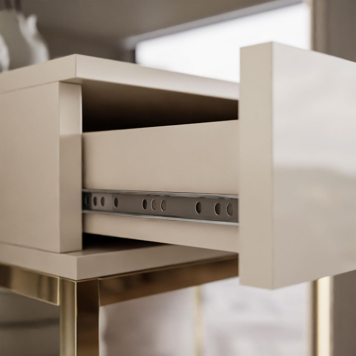 KONSOLE Glamour auf goldchrom Gestell mit Kristallgriff - Kaschmir/Transparent, Holzwerkstoff (100/81/42cm) - Lookway