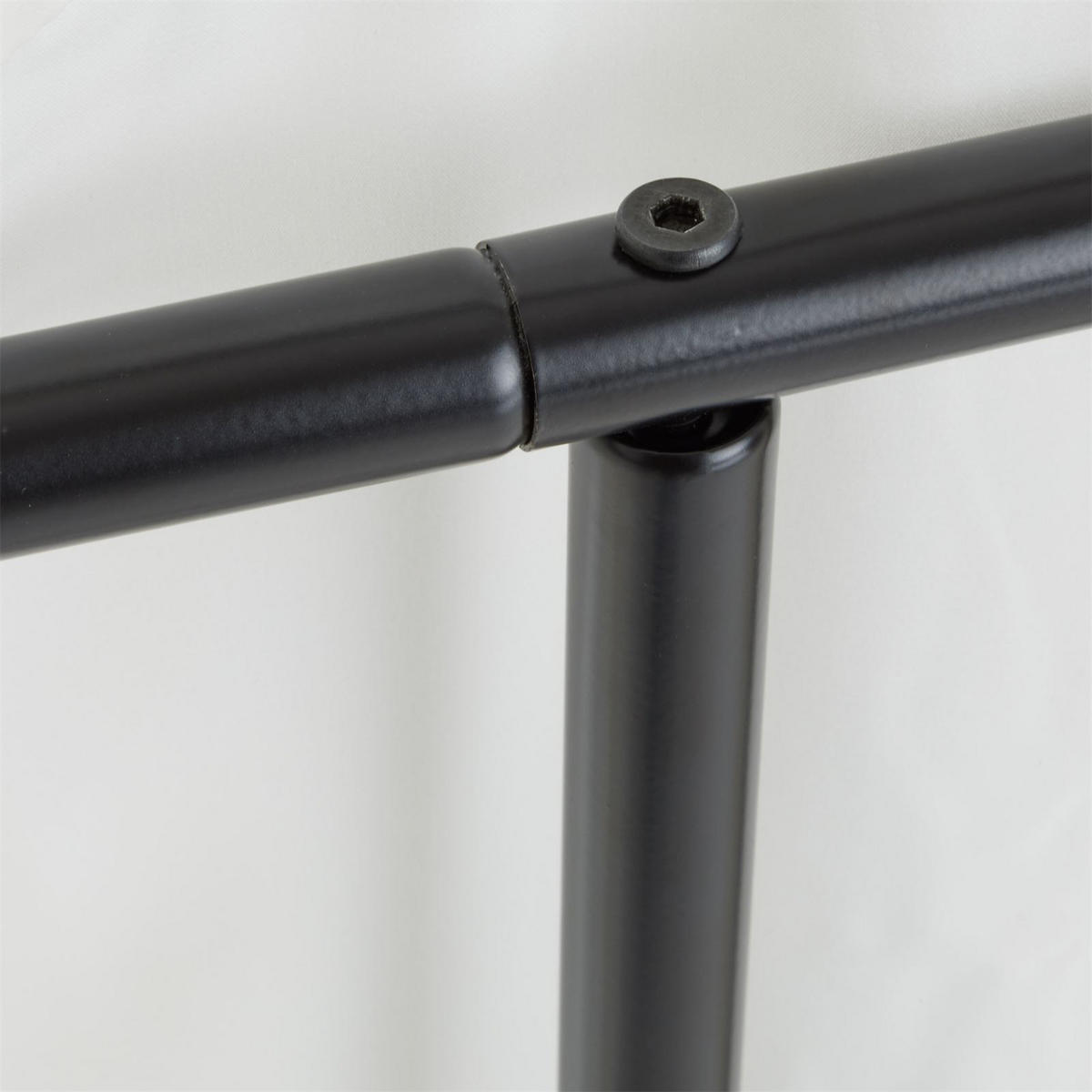 HERRENDIENER CAMILO - Schwarz, Metall (45/107/36cm) - IDIMEX