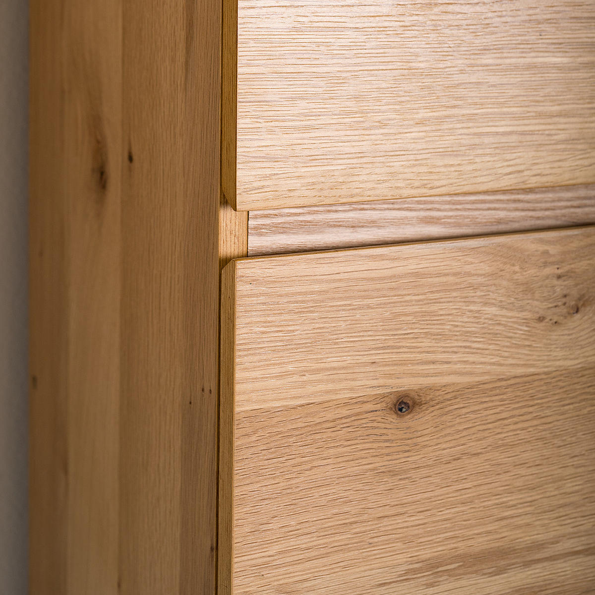 HOCHSCHRANK - Echtholzfurnier / Eisen - Eiche / Schwarz - Eichefarben, Holzwerkstoff/Metall (39/191/30cm) - home24