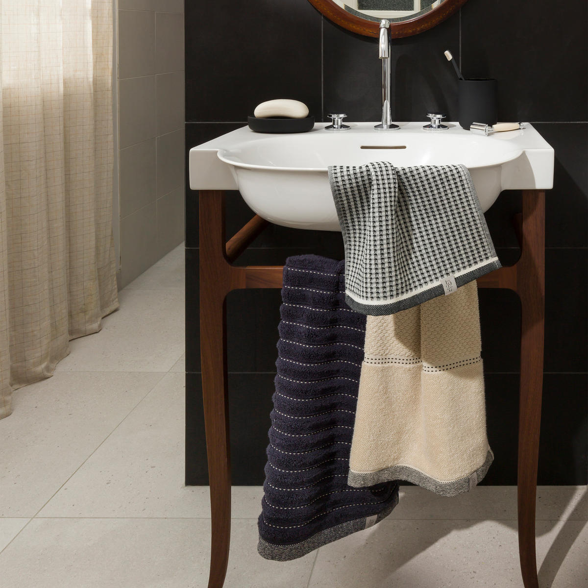 DUSCHTUCH NEW HERITAGE - Grau, Textil (67/140cm) - MÖVE