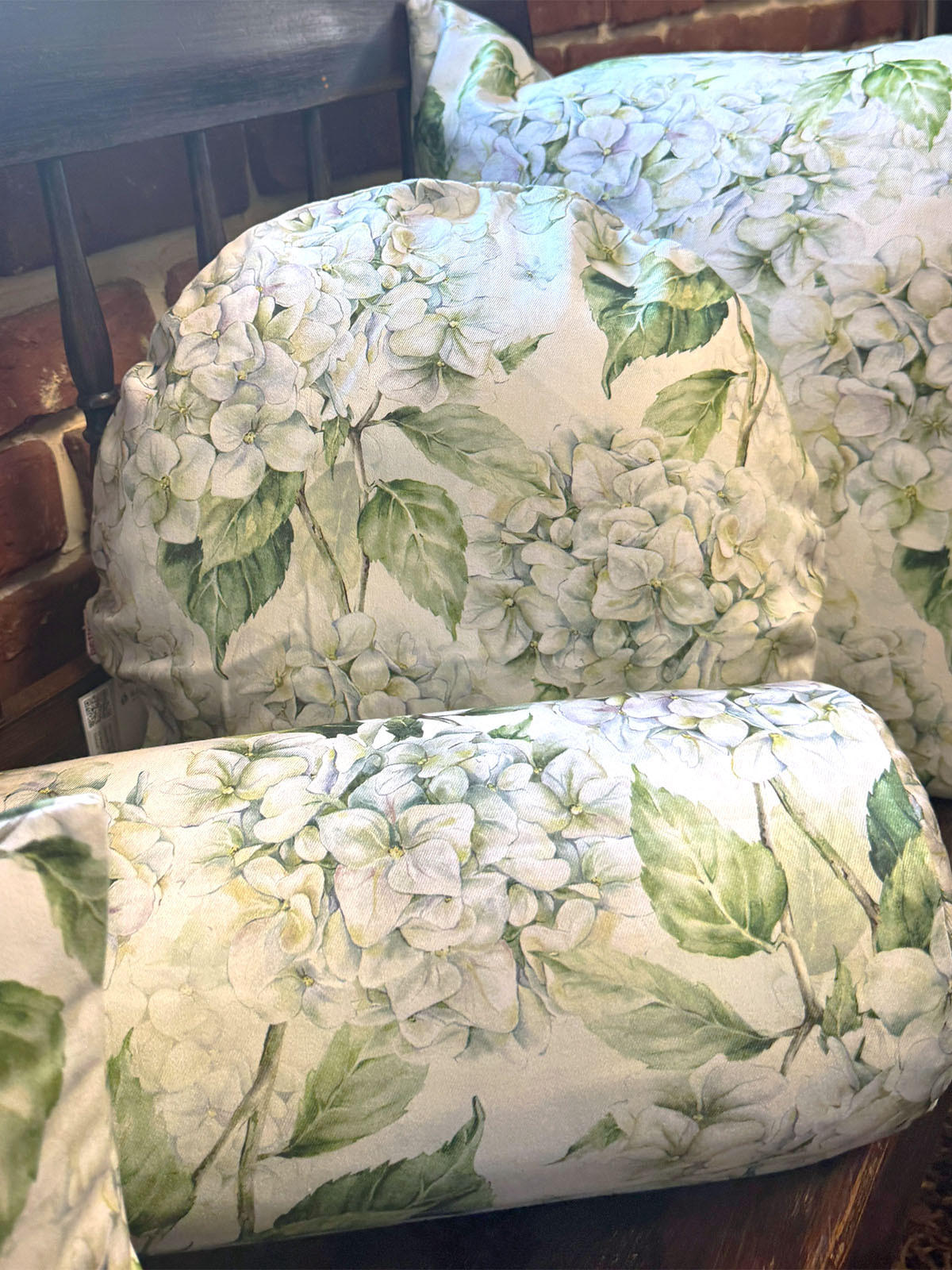 NACKENROLLENHÜLLE Landlust-Hortensie weiß 15/40 cm - Weiß/Grün, Textil (15/40cm) - beties Heimtextil