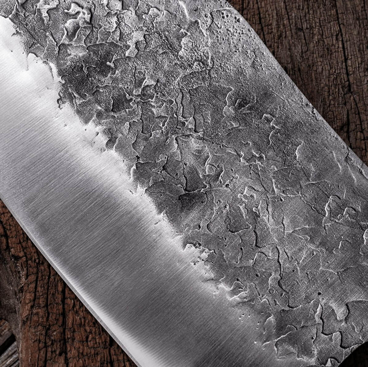 HACKMESSER mit robuster Edelstahlklinge und ergonomischem Echtholz-Griff - Silberfarben/Braun, Holz/Metall (26cm) - Küchenkompane