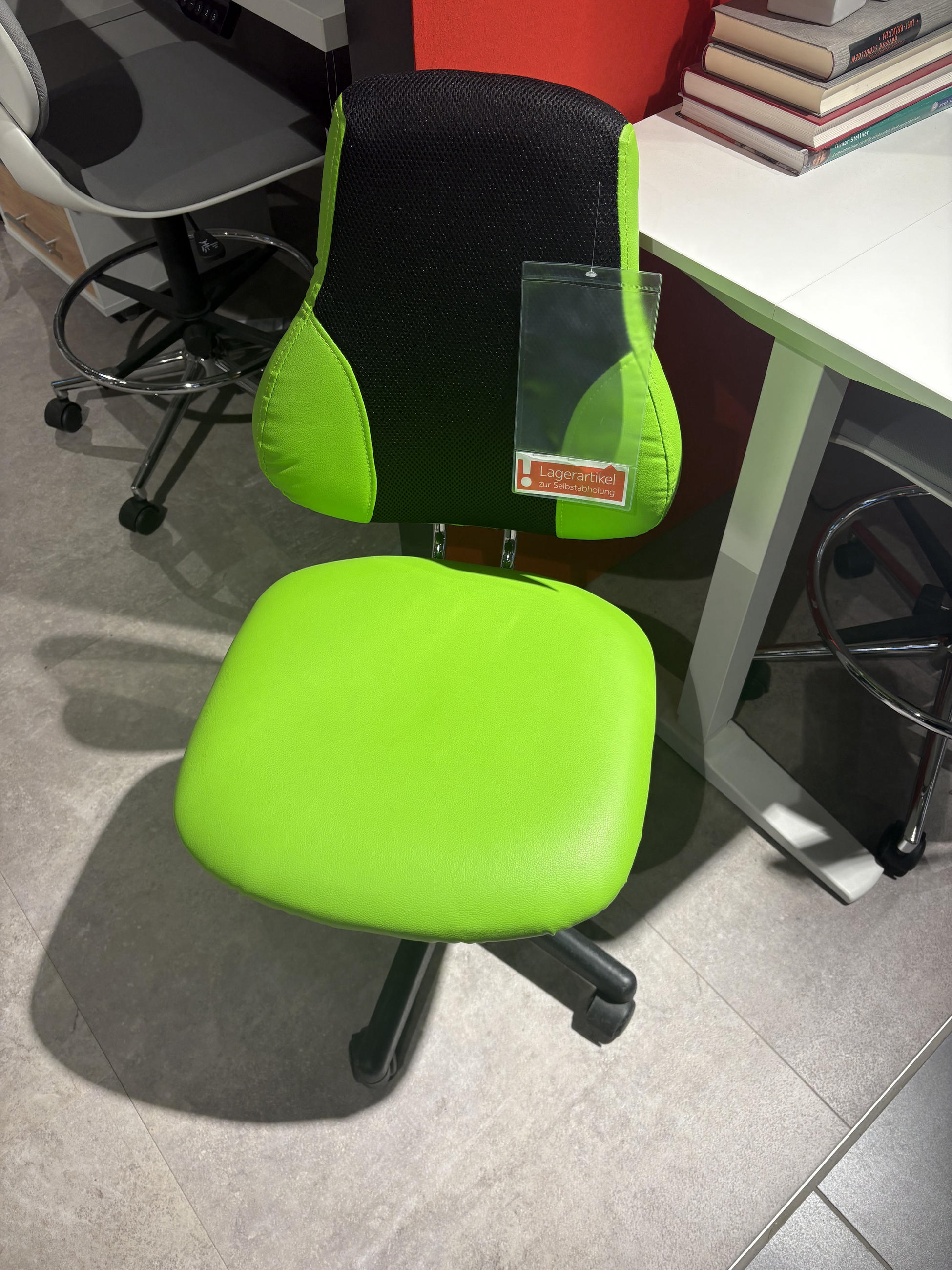 JUGENDDREHSTUHL BATU - Carryhome