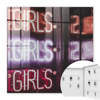 SCHLÜSSELBOX Weiß 30x30 cm – Türöffnung nach rechts - Neoninschrift - Lila, Metall (30/30/5cm) - TULUP