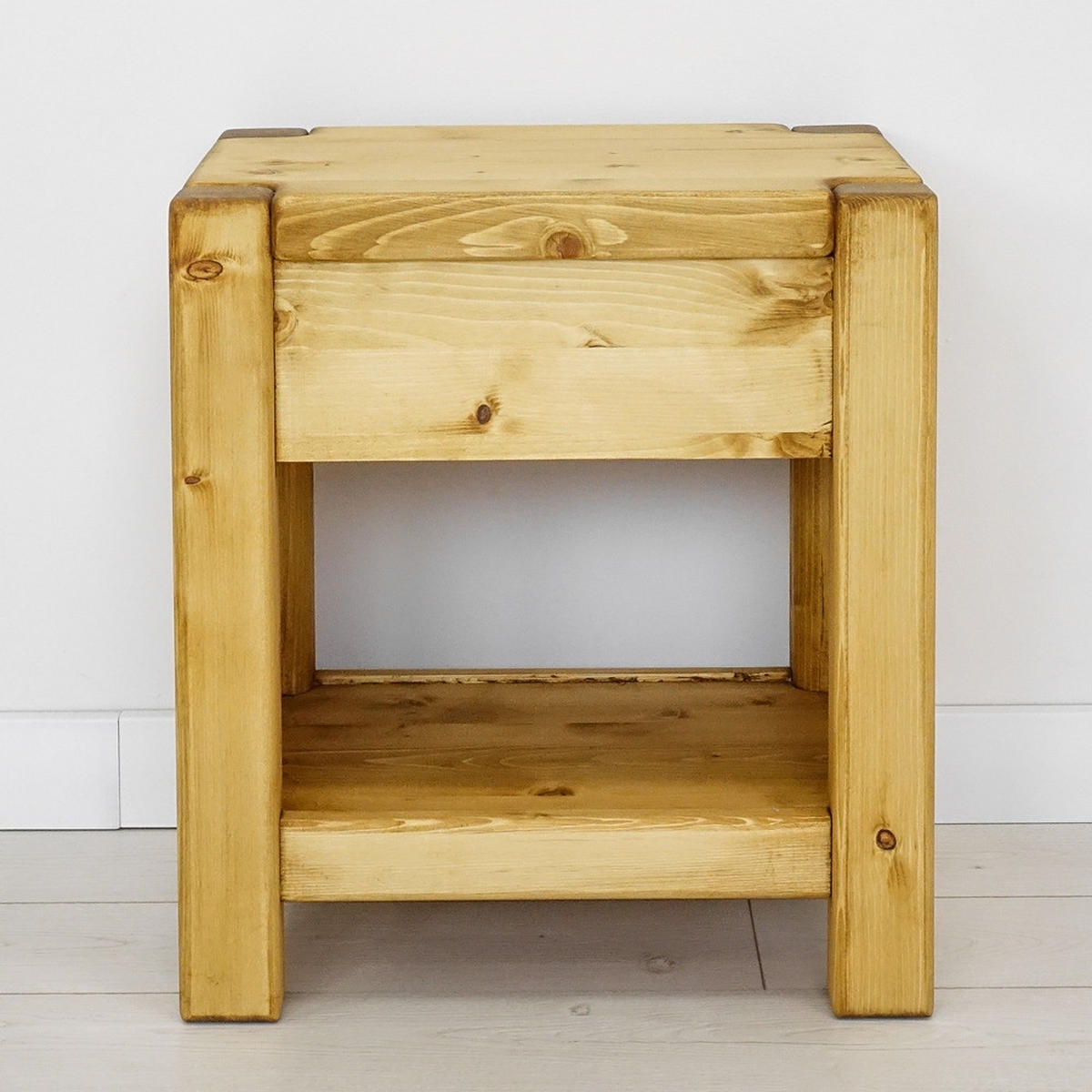 NACHTTISCH aus Massivholz SARA - Honig, Holz (45/50/35cm) - Seart