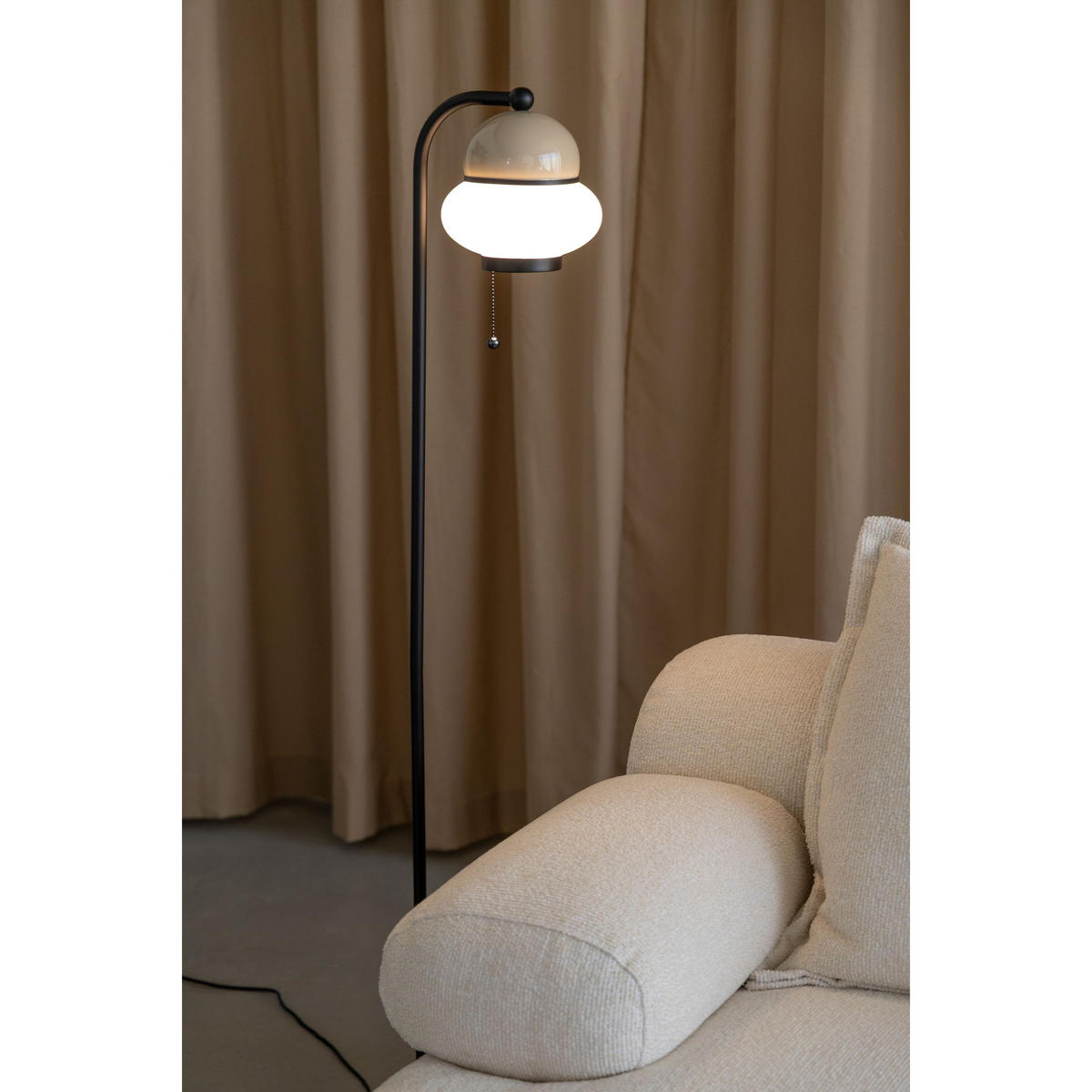 STEHLAMPE Bumble Beige - Beige, Metall (26/26/130.5cm) - Zuiver
