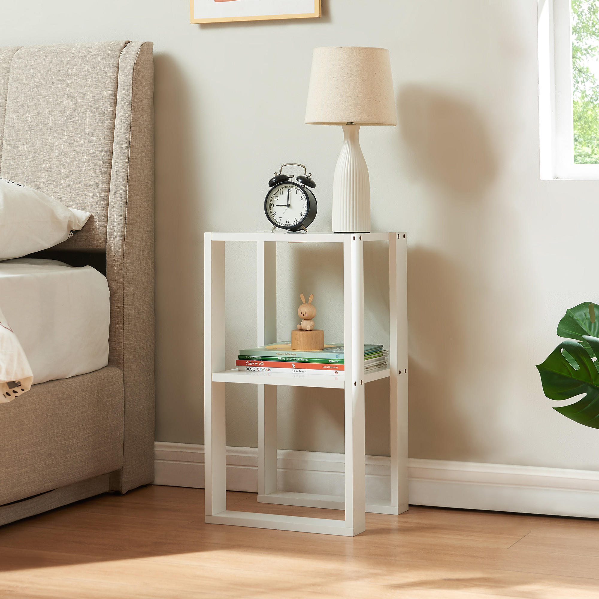 BEISTELLTISCH Thyholm - Weiß, Holzwerkstoff (30/30/55cm) - [en.casa]