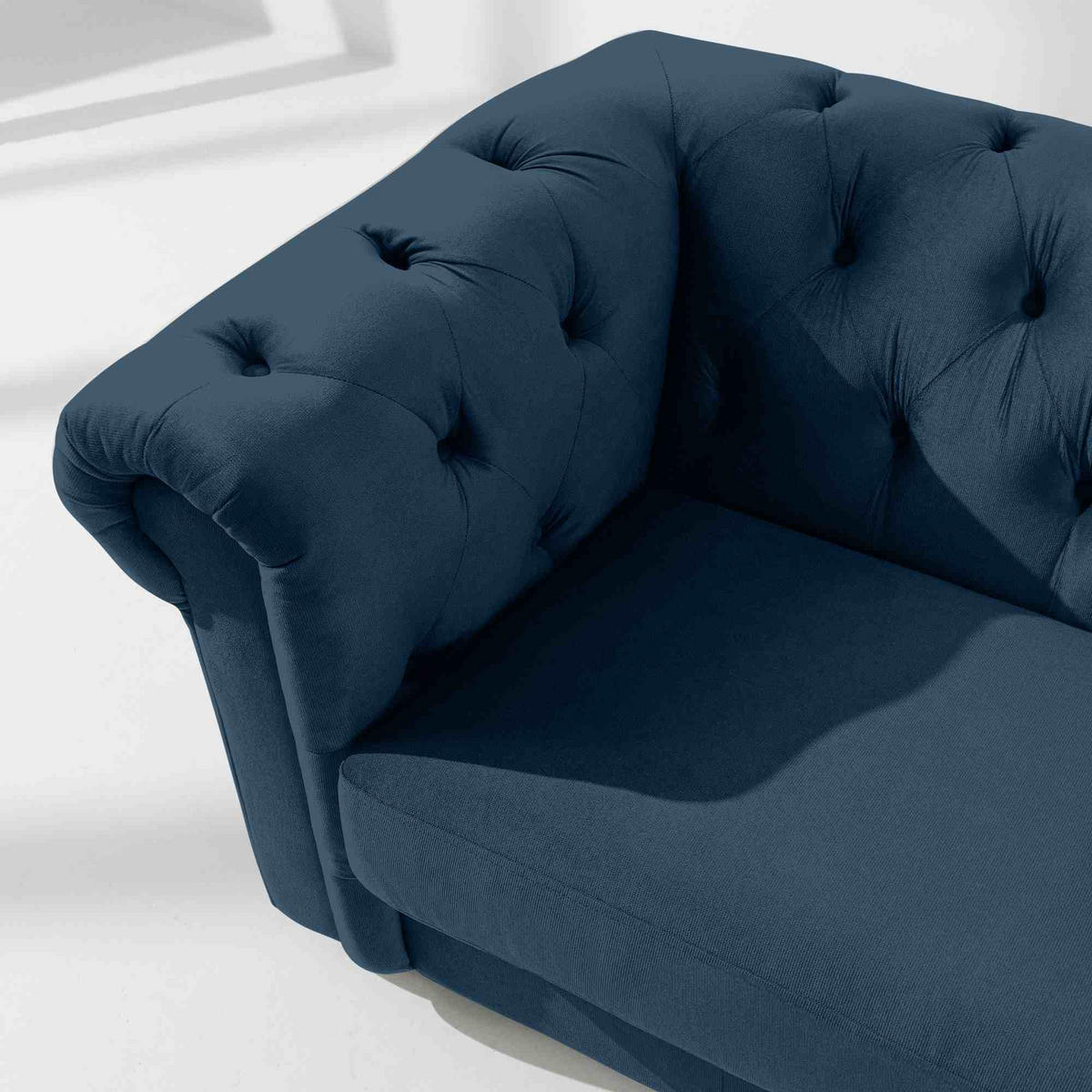 3-SITZER-SOFA GRAVO Chesterfield, Velours - Wengefarben/Dunkelblau, Leder/Holz (202/72/95cm) - KONSIMO®