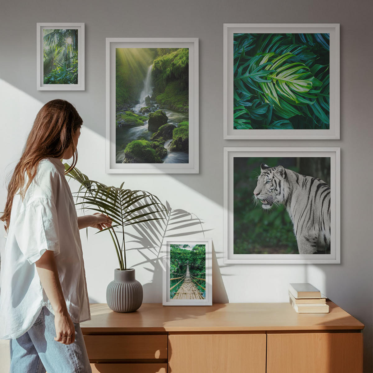 BILDER SET 5er Set - 50x50 cm & 20x30 cm & 40x60 cm Weißer Rahmen - Dschungel-Weißtiger-Wasserfall - Weiß, Kunststoff (40/60cm) - TULUP