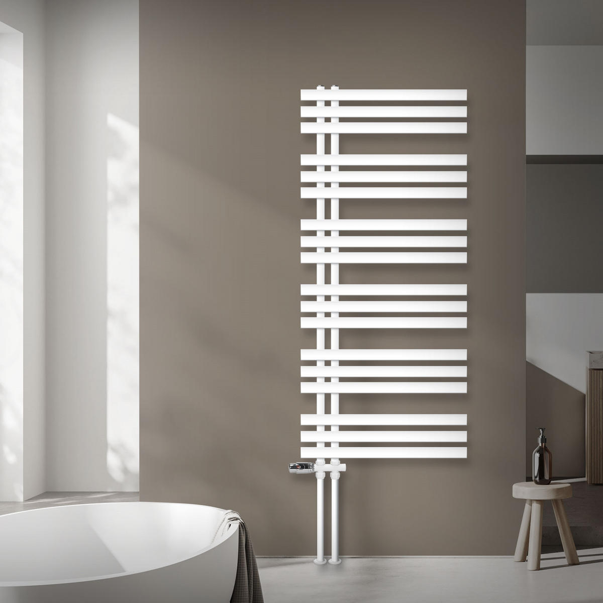 KOUPELNOVÝ radiátor Iron EM 600 x 1400 mm, bílý, s průchozím ventilem - bílá, kov (60/140/3cm) - LuxeBath